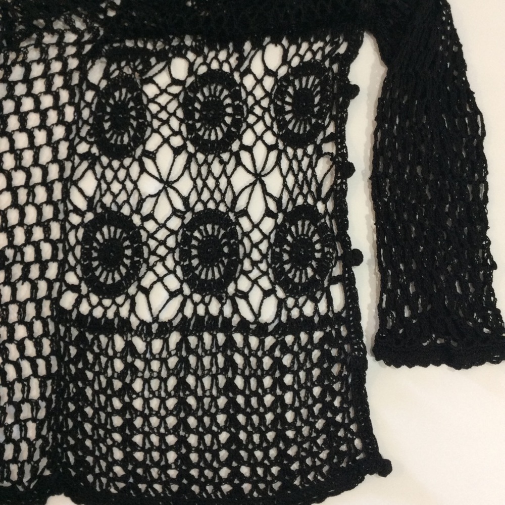 Crochet net long top.
